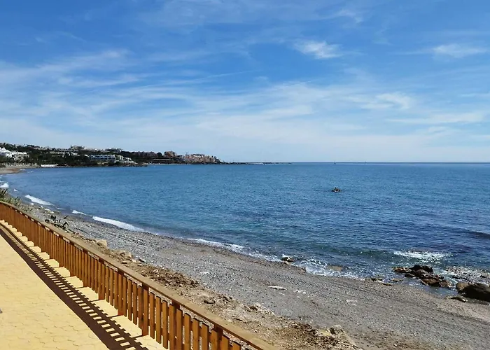 Casa Bahia Azul 펜션 에스테포나